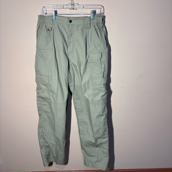 5.11 Tactical Cargo Pants Men’s 32x32 Ripstop Sage Green Khaki Work Outdoor - Picture 1 of 14